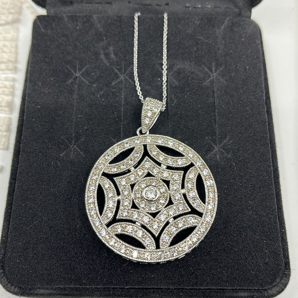 Vintage Diamonique Sterling Silver 925 Circle Pendant Necklace - 16-18" - Picture 4 of 14